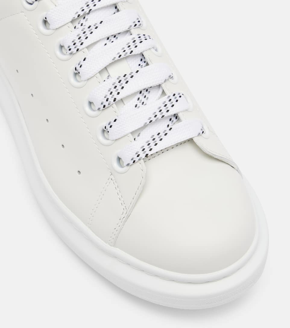 Mcqueen télécommandé Clearance