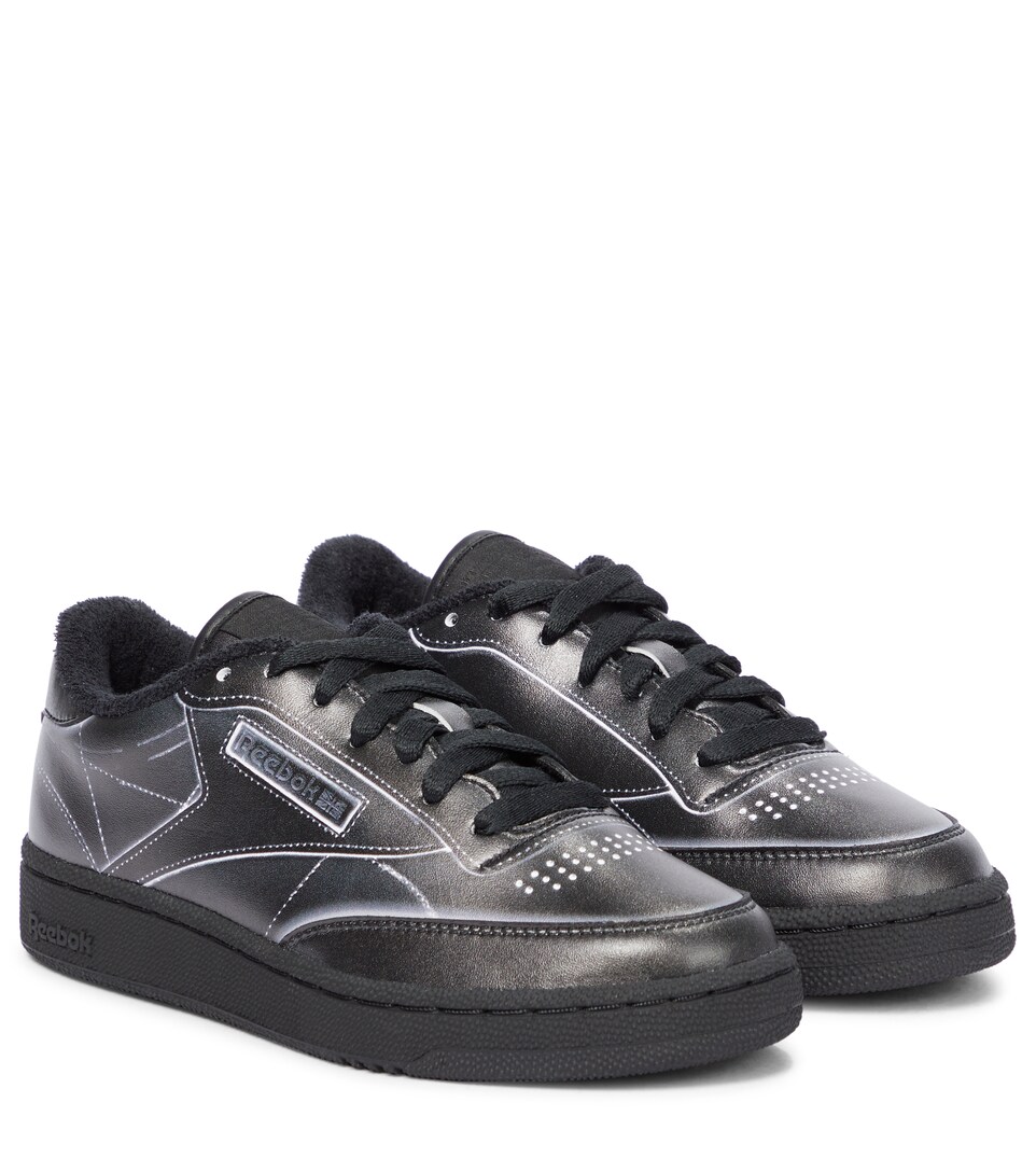 reebok shoes qr code scanner javascript