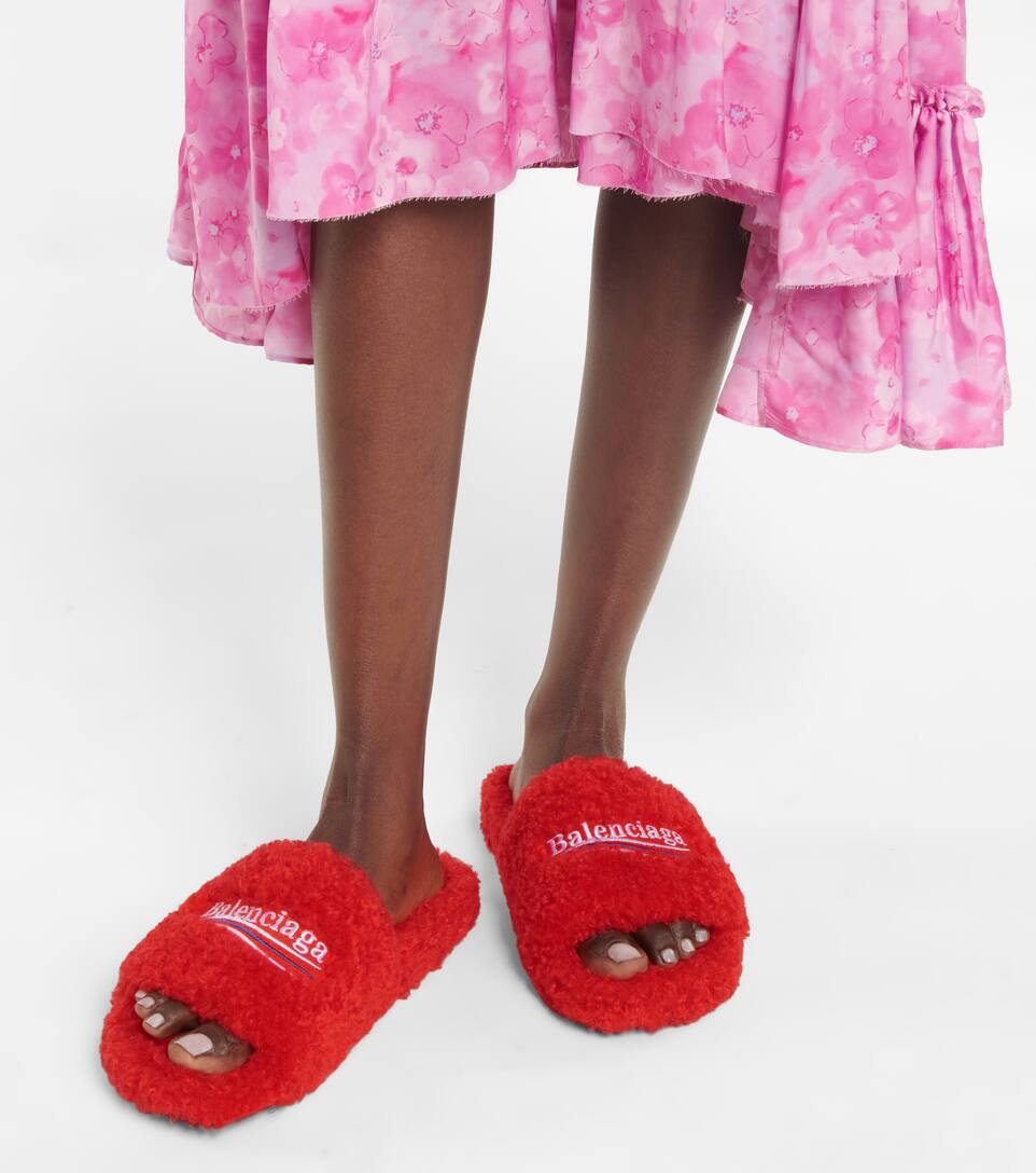 BALENCIAGA LOGO FAUX SHEARLING SLIDES,P00556270