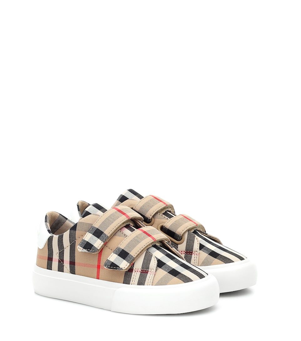 Markhams sneakers Clearance