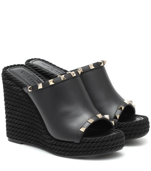 Valentino Garavani Rockstud platform wedge sandals | Valentino