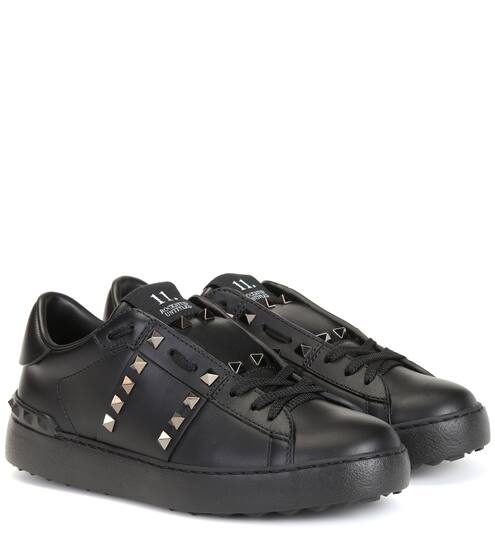 Valentino Garavani Rockstud Untitled Noir leather sneakers | Valentino