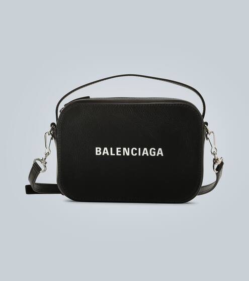 Everyday XS leather shoulder bag | Balenciaga